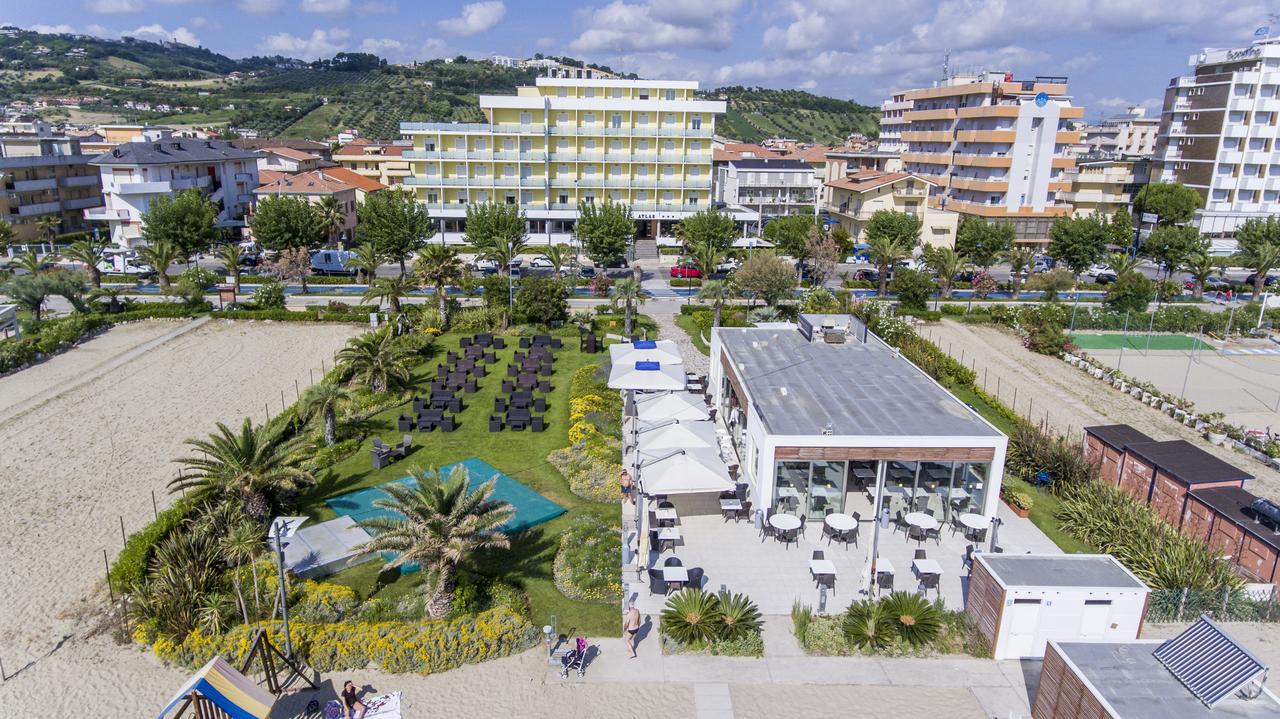 אלבה אדריאטיקה Hotel Atlas מראה חיצוני תמונה